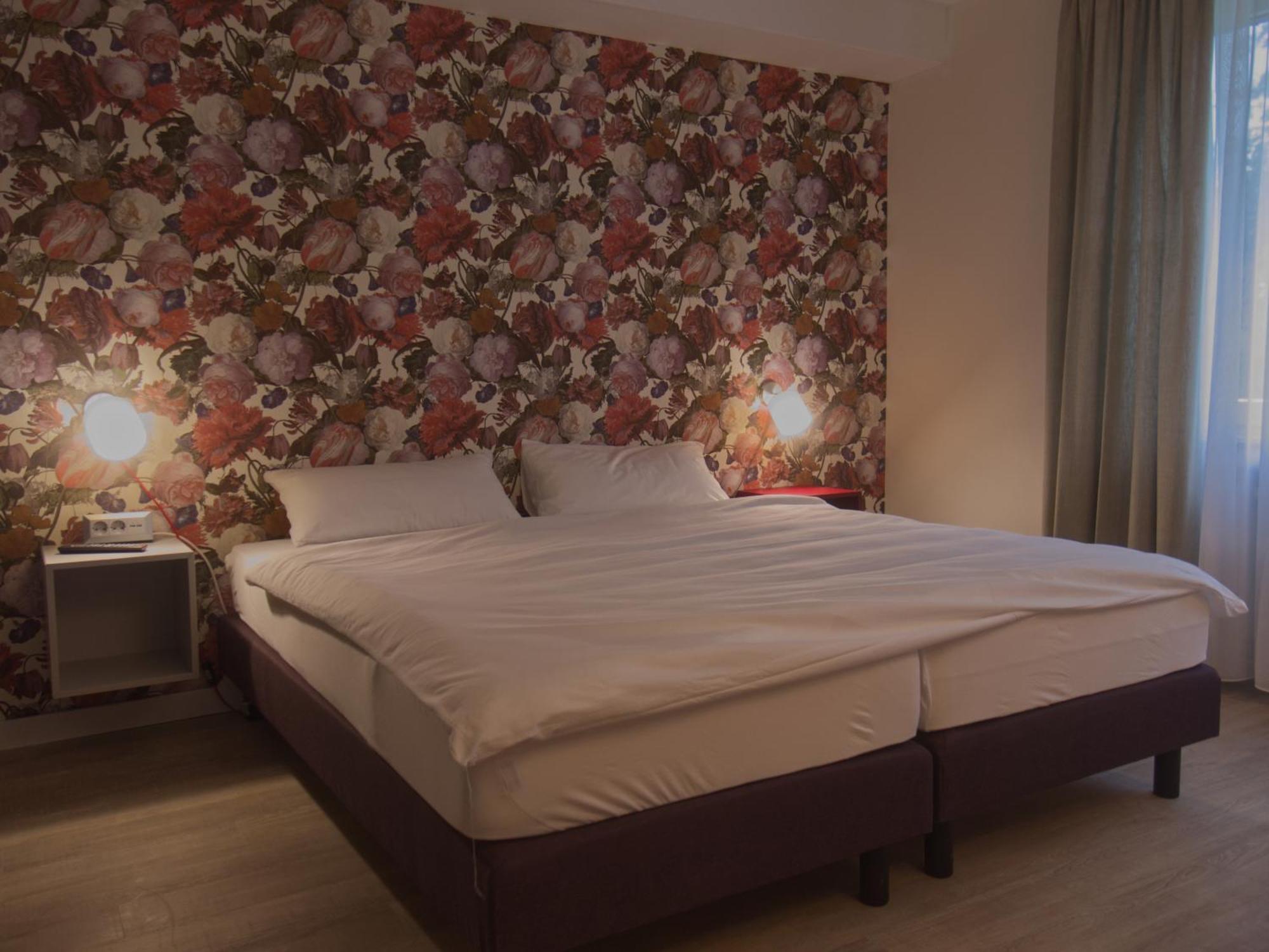 Hotel Faehrhaus Km734 Düsseldorf Quarto foto