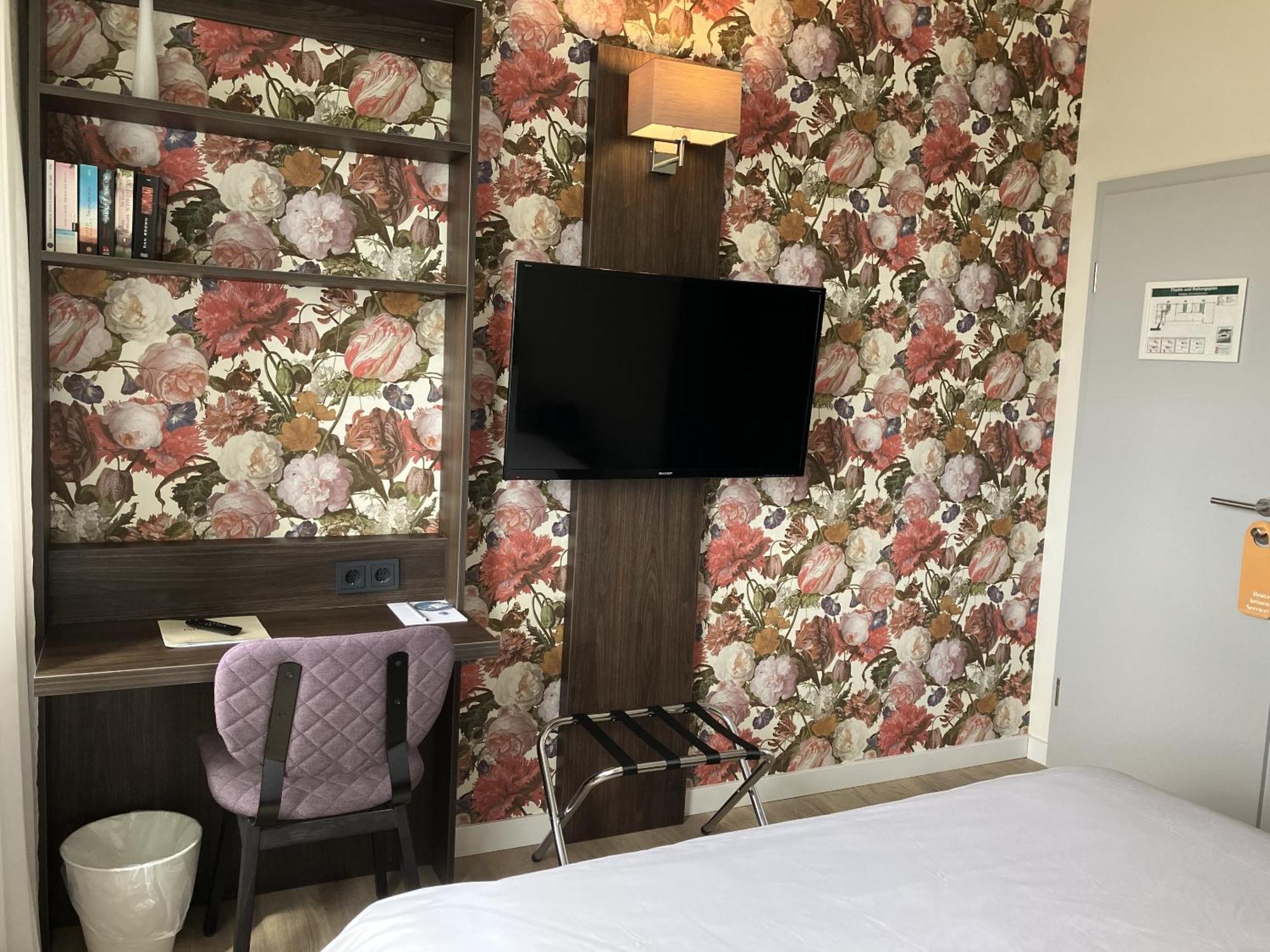 Hotel Faehrhaus Km734 Düsseldorf Quarto foto