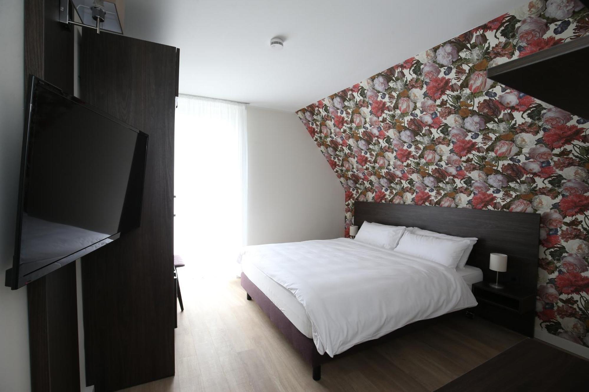 Hotel Faehrhaus Km734 Düsseldorf Quarto foto