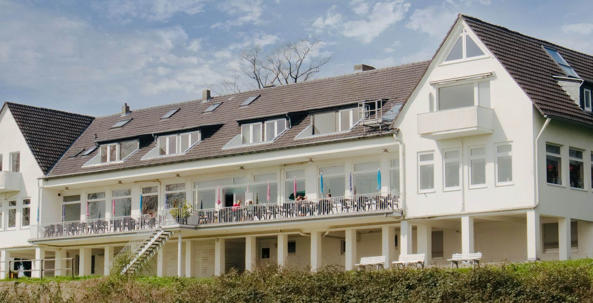 Hotel Faehrhaus Km734 Düsseldorf Exterior foto